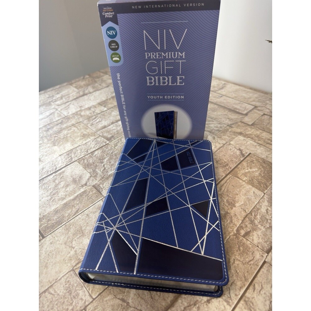 NIV, Premium Gift Bible, Leathersoft, Brown, Blue Letter, Comfort Print: The - Picture 2 of 16